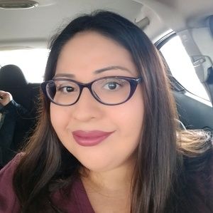 Meet your Posher, Vicky